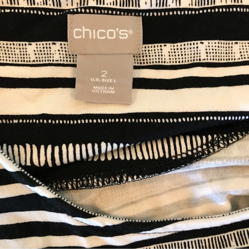 Chico’s Side Ruched Top - Picture 4 of 10